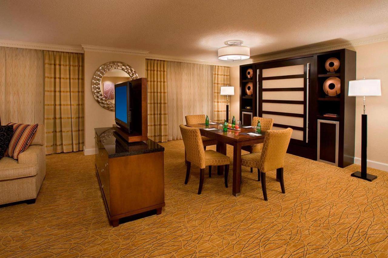 Toronto Airport Marriott Hotel Kamer foto